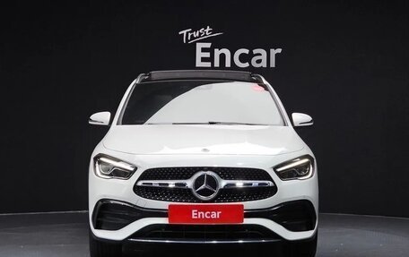 Mercedes-Benz GLA, 2021 год, 3 000 000 рублей, 3 фотография