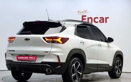 Chevrolet TrailBlazer, 2021 год, 1 850 000 рублей, 2 фотография