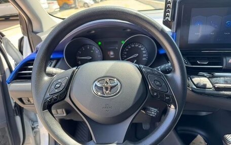 Toyota C-HR I рестайлинг, 2021 год, 1 723 023 рублей, 7 фотография