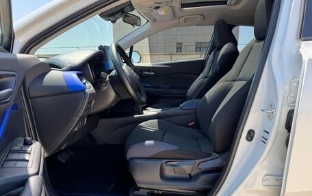 Toyota C-HR I рестайлинг, 2021 год, 1 723 023 рублей, 14 фотография