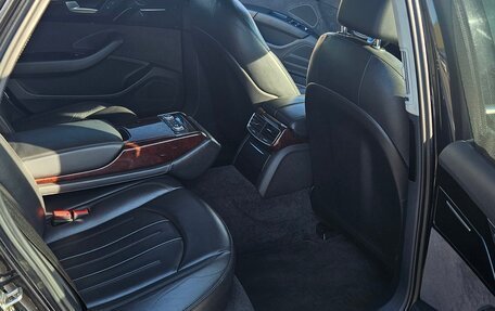 Audi A8, 2011 год, 1 160 000 рублей, 9 фотография