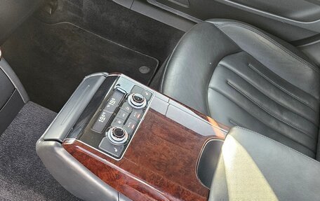 Audi A8, 2011 год, 1 160 000 рублей, 16 фотография
