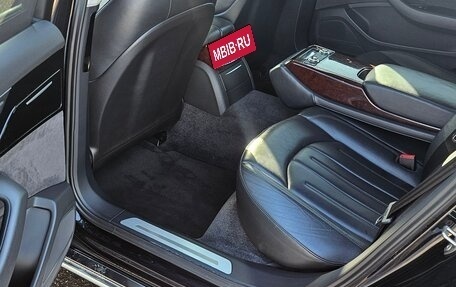 Audi A8, 2011 год, 1 160 000 рублей, 11 фотография