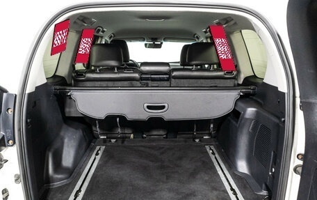 Toyota Land Cruiser Prado 150 рестайлинг 2, 2019 год, 3 989 898 рублей, 15 фотография
