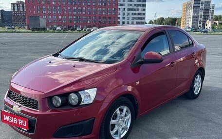 Chevrolet Aveo III, 2013 год, 800 000 рублей, 2 фотография