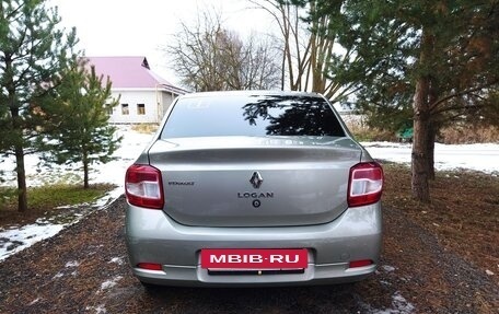 Renault Logan II, 2015 год, 760 000 рублей, 3 фотография