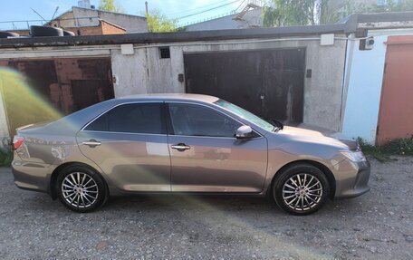 Toyota Camry, 2015 год, 2 380 000 рублей, 6 фотография