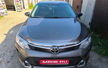 Toyota Camry, 2015 год, 2 380 000 рублей, 12 фотография
