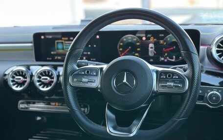 Mercedes-Benz A-Класс, 2018 год, 2 100 000 рублей, 8 фотография