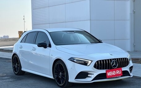 Mercedes-Benz A-Класс, 2018 год, 2 100 000 рублей, 3 фотография