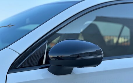 Mercedes-Benz A-Класс, 2018 год, 2 100 000 рублей, 15 фотография