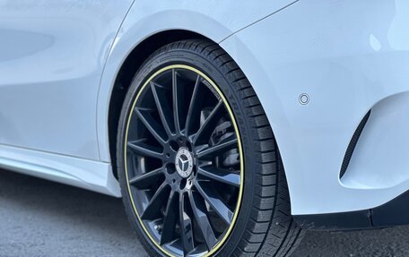 Mercedes-Benz A-Класс, 2018 год, 2 100 000 рублей, 13 фотография