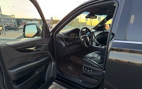 Cadillac Escalade IV, 2015 год, 4 000 000 рублей, 10 фотография