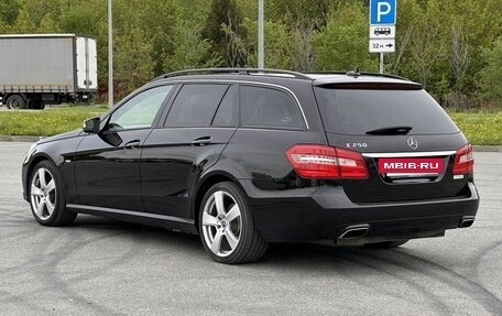 Mercedes-Benz E-Класс, 2011 год, 1 350 000 рублей, 8 фотография