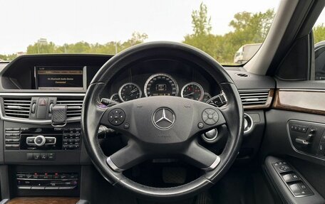 Mercedes-Benz E-Класс, 2011 год, 1 350 000 рублей, 24 фотография