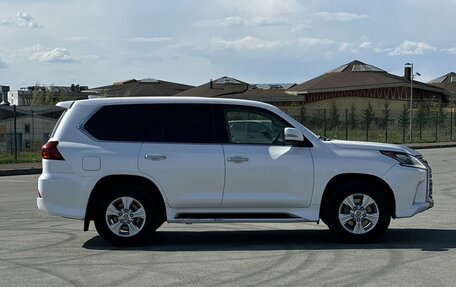 Lexus LX III, 2016 год, 5 350 000 рублей, 8 фотография