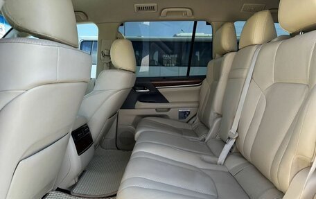 Lexus LX III, 2016 год, 5 350 000 рублей, 24 фотография