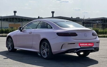 Mercedes-Benz E-Класс, 2018 год, 4 530 000 рублей, 7 фотография