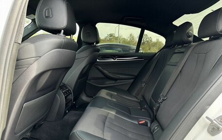 BMW 5 серия, 2017 год, 2 990 000 рублей, 20 фотография