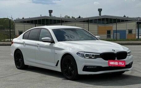 BMW 5 серия, 2017 год, 2 990 000 рублей, 10 фотография