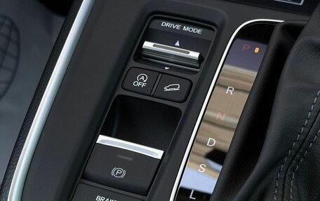 Honda CR-V, 2024 год, 4 090 000 рублей, 28 фотография