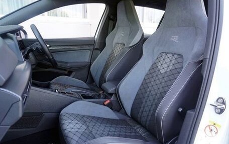 Volkswagen Golf VIII, 2021 год, 1 407 000 рублей, 26 фотография