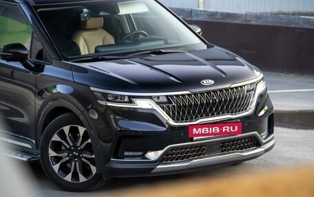 KIA Carnival, 2021 год, 4 100 000 рублей, 7 фотография