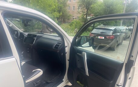 Toyota Land Cruiser Prado 150 рестайлинг 2, 2018 год, 5 470 000 рублей, 5 фотография