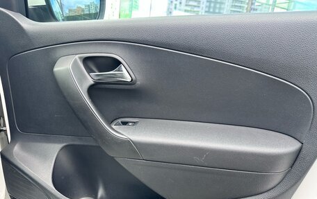 Volkswagen Polo VI (EU Market), 2013 год, 615 000 рублей, 23 фотография