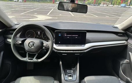 Skoda Octavia IV, 2022 год, 2 200 000 рублей, 7 фотография