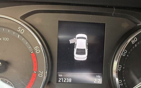 Skoda Octavia IV, 2022 год, 2 200 000 рублей, 9 фотография