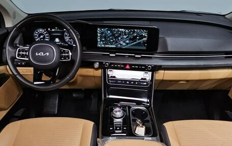 KIA Carnival, 2022 год, 3 900 000 рублей, 7 фотография
