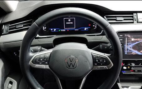 Volkswagen Passat B8 рестайлинг, 2021 год, 2 565 000 рублей, 10 фотография