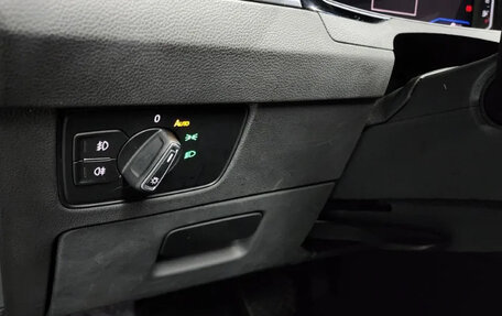Volkswagen Passat B8 рестайлинг, 2021 год, 2 565 000 рублей, 12 фотография