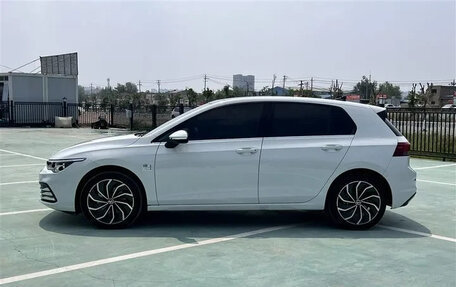 Volkswagen Golf VIII, 2021 год, 1 535 000 рублей, 3 фотография