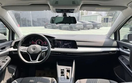 Volkswagen Golf VIII, 2021 год, 1 535 000 рублей, 4 фотография