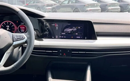Volkswagen Golf VIII, 2021 год, 1 535 000 рублей, 8 фотография