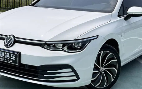 Volkswagen Golf VIII, 2021 год, 1 535 000 рублей, 11 фотография