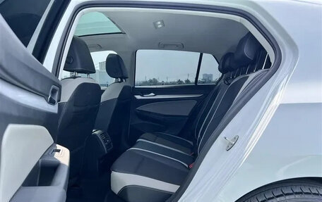 Volkswagen Golf VIII, 2021 год, 1 535 000 рублей, 16 фотография