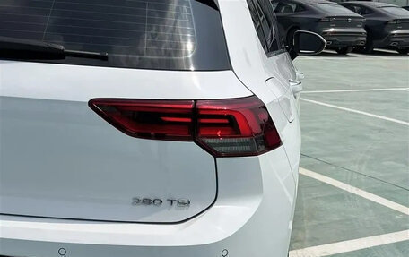 Volkswagen Golf VIII, 2021 год, 1 535 000 рублей, 20 фотография