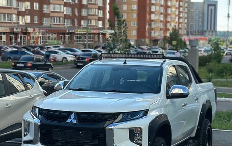 Mitsubishi L200 IV рестайлинг, 2019 год, 2 150 000 рублей, 6 фотография