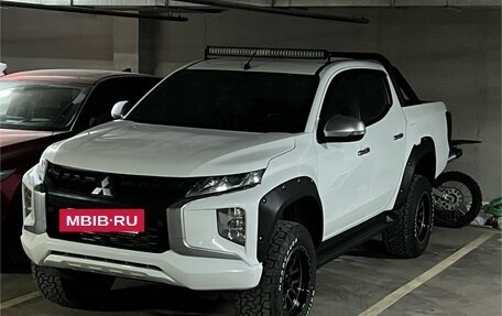 Mitsubishi L200 IV рестайлинг, 2019 год, 2 150 000 рублей, 17 фотография