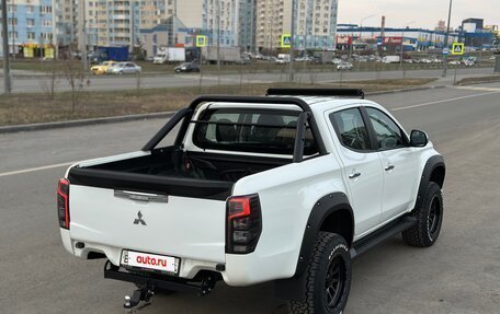 Mitsubishi L200 IV рестайлинг, 2019 год, 2 150 000 рублей, 23 фотография