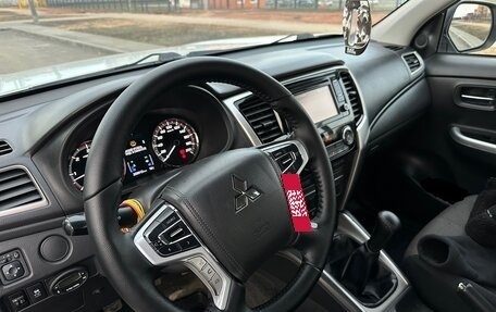 Mitsubishi L200 IV рестайлинг, 2019 год, 2 150 000 рублей, 33 фотография