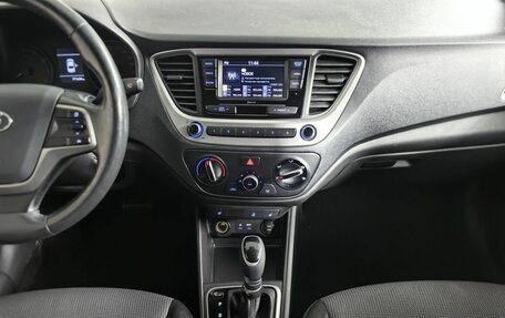 Hyundai Solaris II рестайлинг, 2018 год, 999 000 рублей, 11 фотография