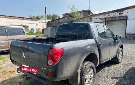 Mitsubishi L200 IV рестайлинг, 2012 год, 830 000 рублей, 4 фотография