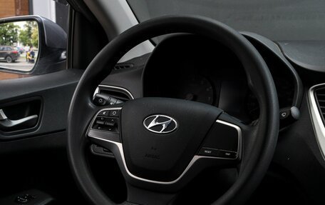 Hyundai Solaris II рестайлинг, 2017 год, 1 097 000 рублей, 13 фотография