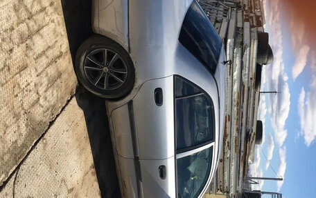 Mitsubishi Carisma I, 2000 год, 90 000 рублей, 2 фотография