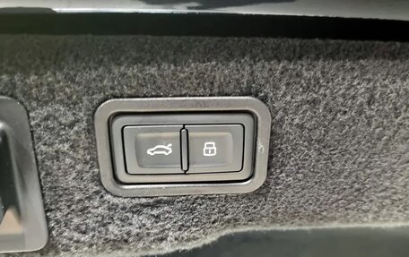 Audi A8, 2021 год, 6 350 000 рублей, 14 фотография
