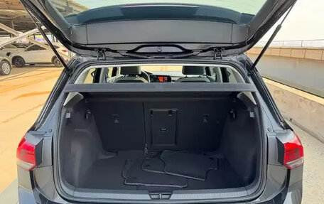 Volkswagen Golf VIII, 2021 год, 1 635 000 рублей, 19 фотография
